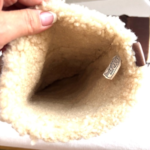 UGG Brown 70’s Sherpa Lined Studded Platform Retro Heel Leather Boots (7) - Picture 6 of 14